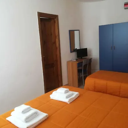 Rifugio Montescuro Hotel *