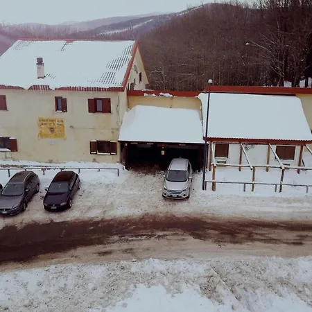 Rifugio Montescuro Hotel *
