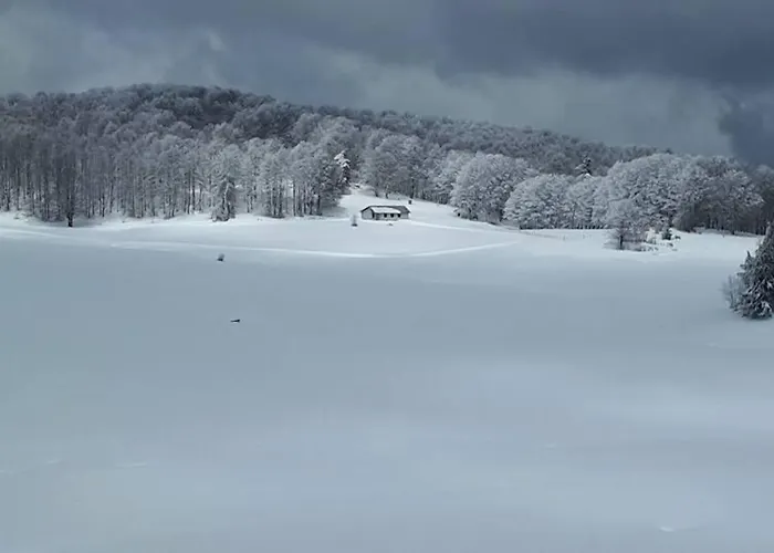 מלון Rifugio Montescuro